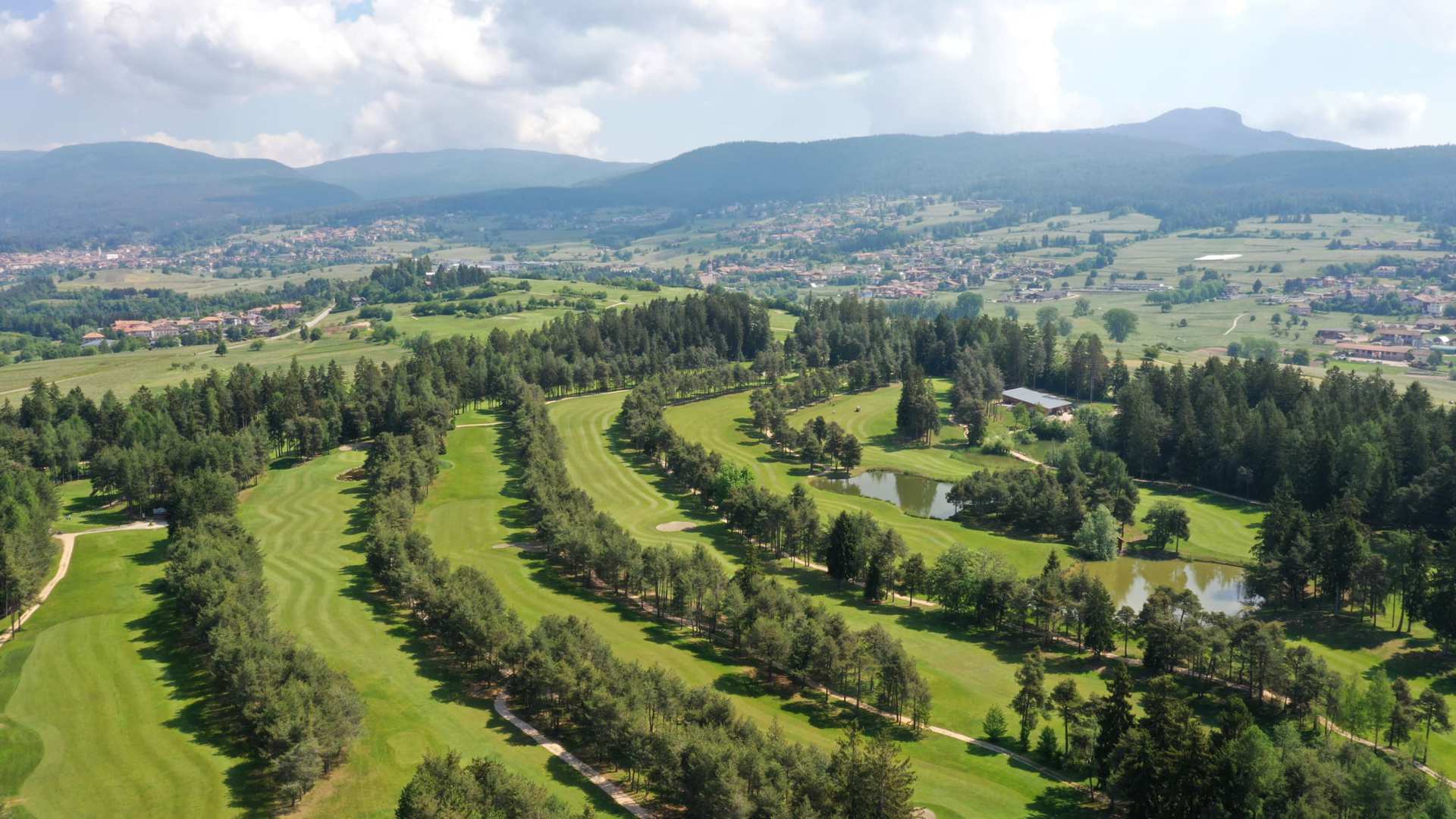 The first 9 holes at Golfclub Dolomiti are challenging with narrow fairways