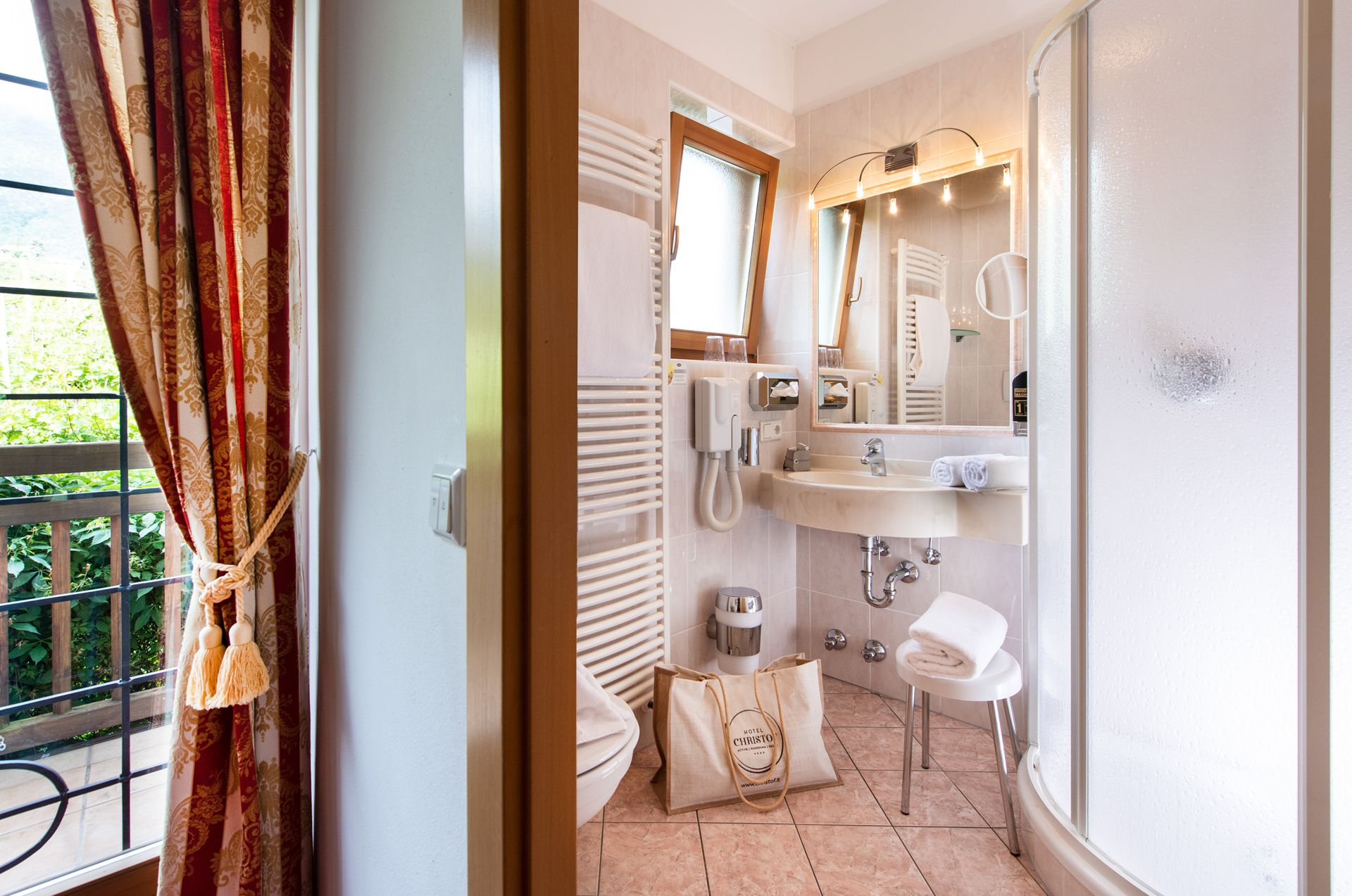 Doppelzimmer Komfort "Chardonnay" - Badezimmer