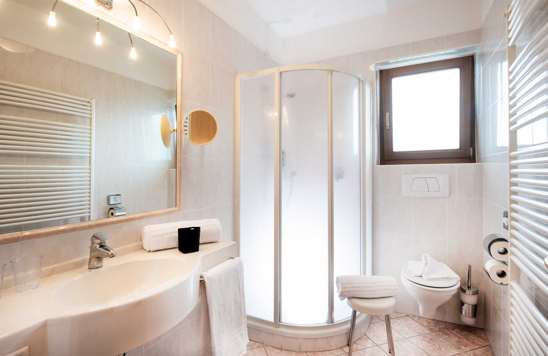 Doppelzimmer Komfort "Pinot Bianco" - Badezimmer