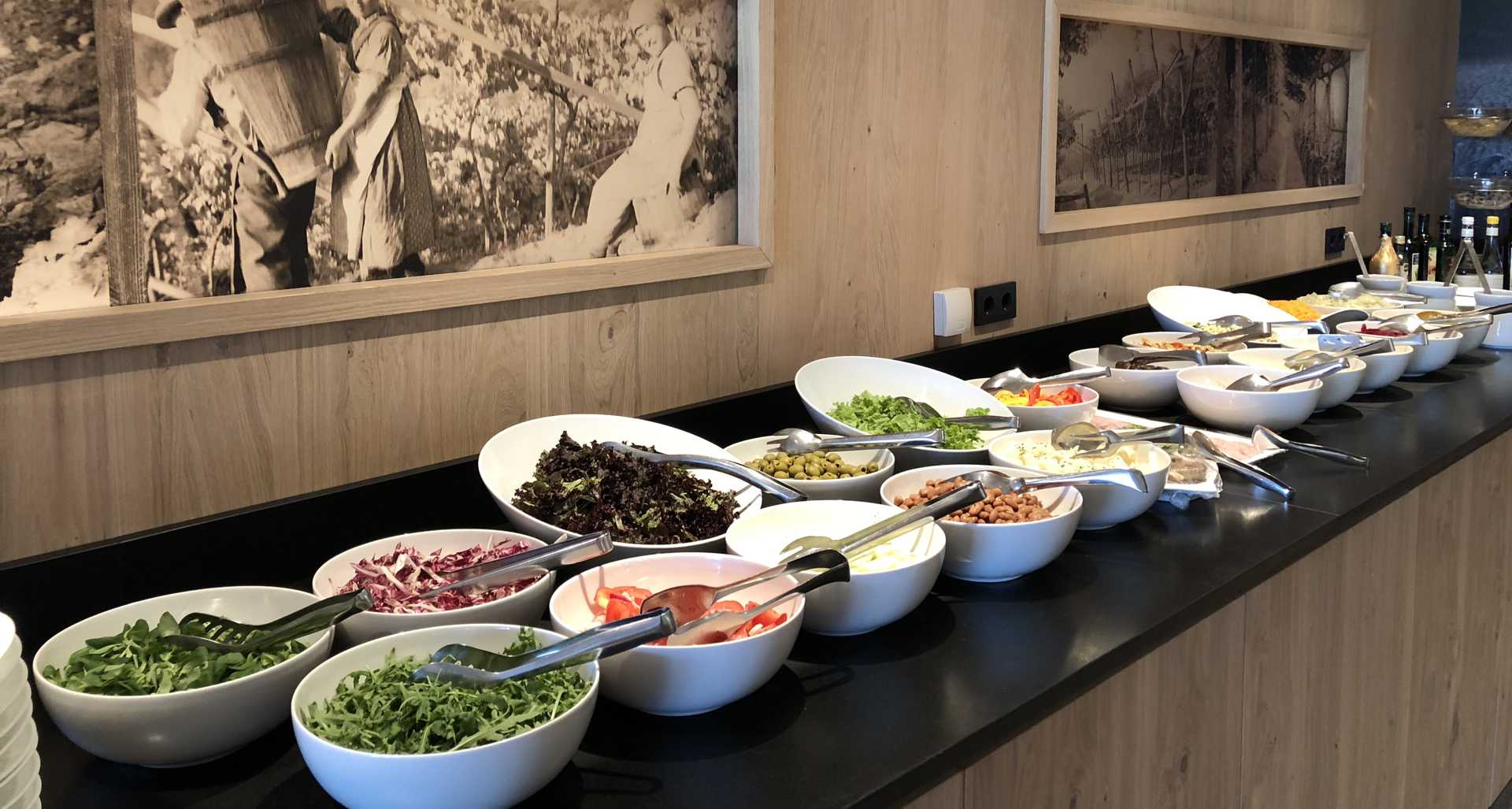 Salatbuffet zum Abendmenü