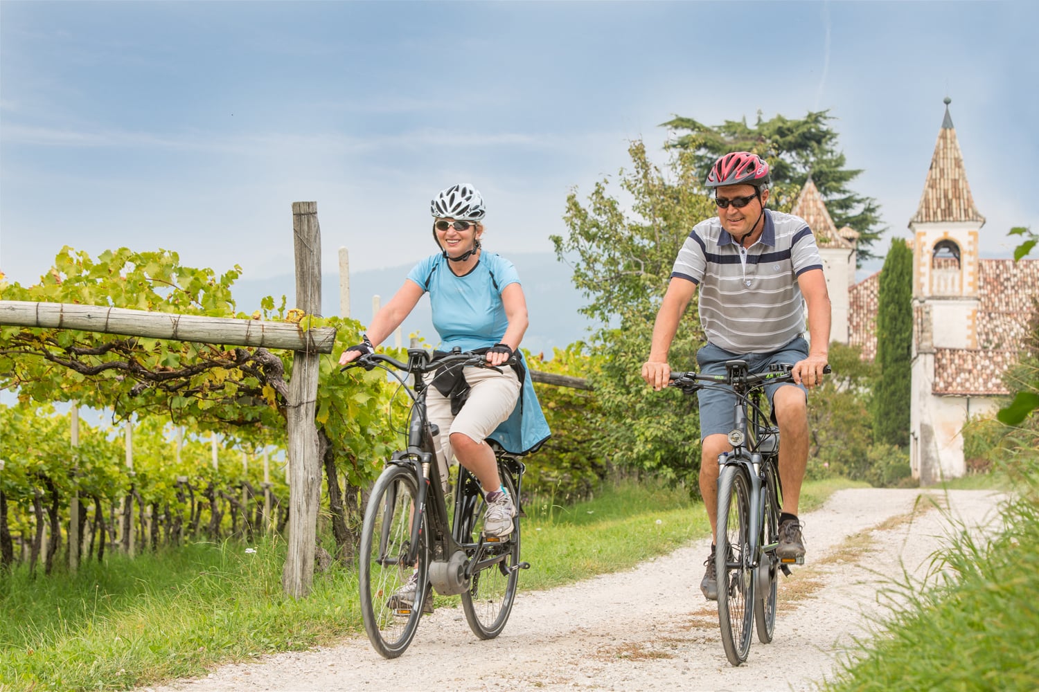 2 Genuss-Radfahrer beim Kreithof